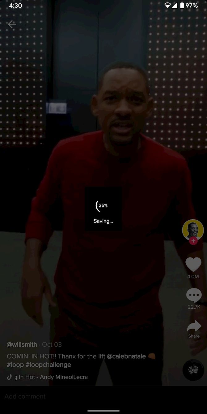 Интерфейс TikTok: кнопка Поделиться и Сохранить видео