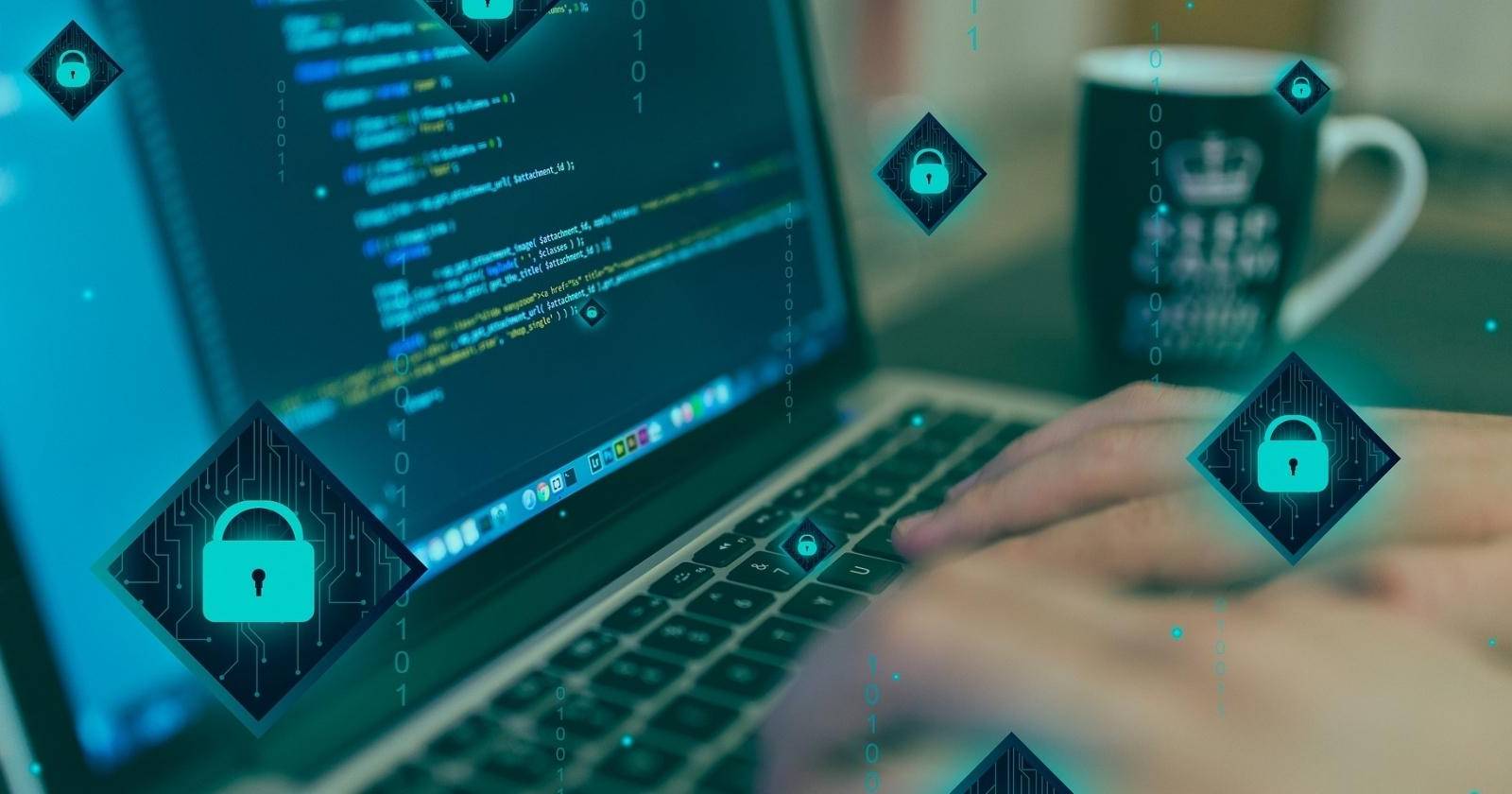 Заблокированный ноутбук с кодом