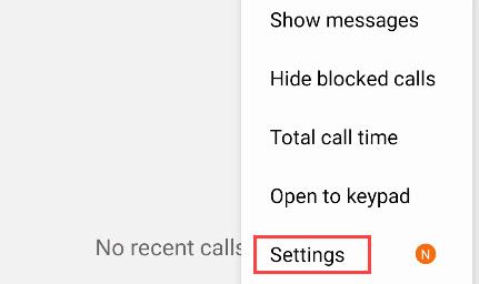 Пункт Настройки в меню приложения Телефон на Samsung
