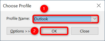 Окно выбора профиля Outlook при запуске в безопасном режиме — выберите профиль и нажмите «OK».