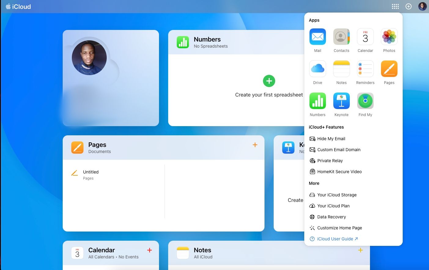 Меню iCloud.com на вебе