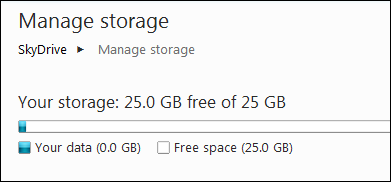 Логотип SkyDrive и иллюстрация облачного пространства