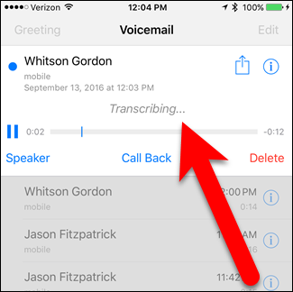 Экран с процессом транскрибирования и воспроизведением аудио
