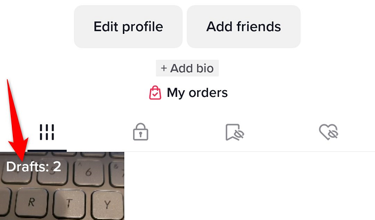 Нажмите «Черновики», чтобы увидеть сохранённые видео.