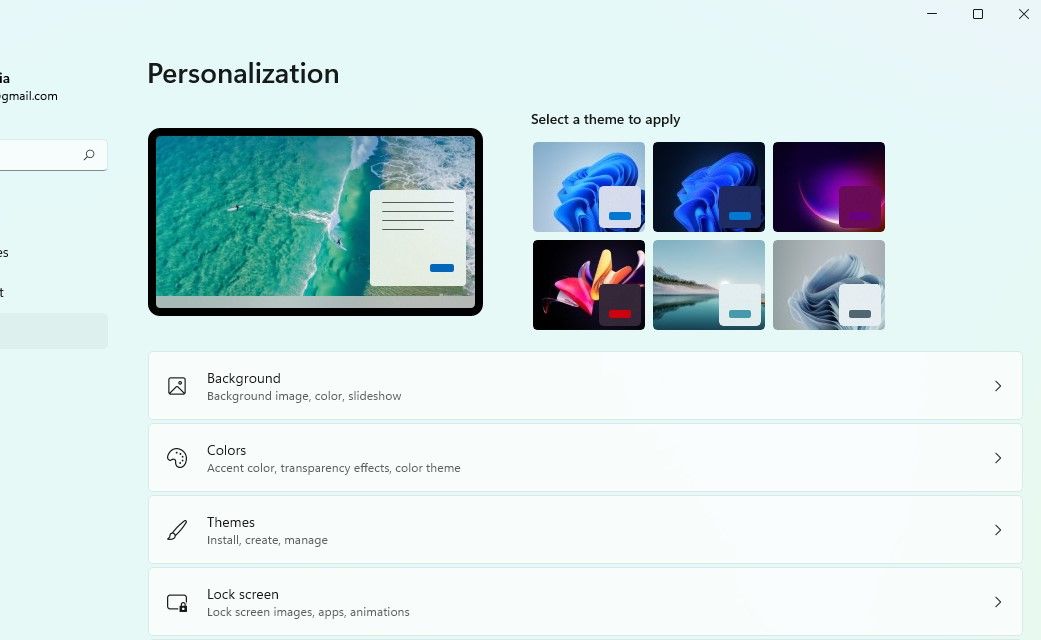 Смена темы Windows 11 в окне Параметров
