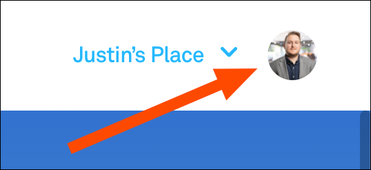 Аватар пользователя в правом верхнем углу веб-интерфейса