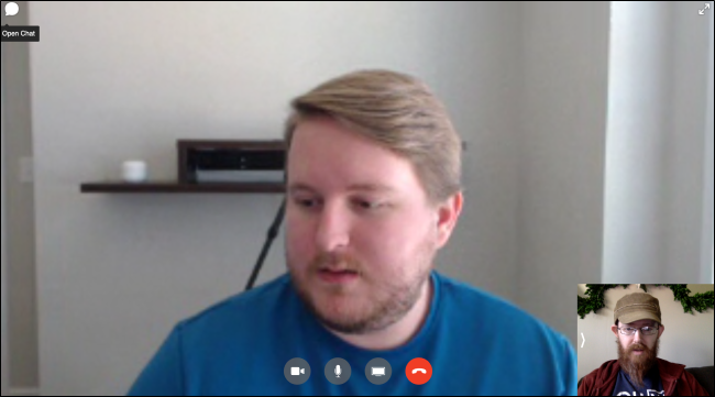 Интерфейс видеозвонка Facebook Messenger на рабочем столе