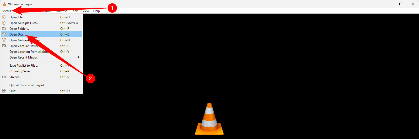 Нажмите «Медиа», затем выберите «Открыть диск».