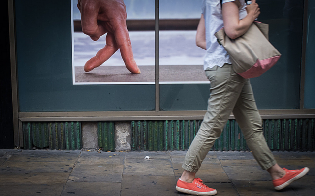 Прогулка-по-городским-улицам