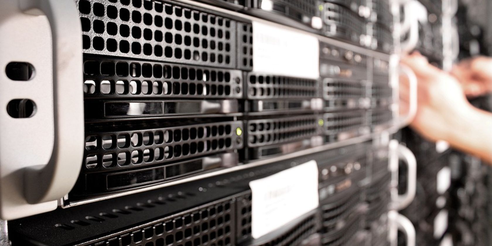 Установка Linux на Proxmox VE