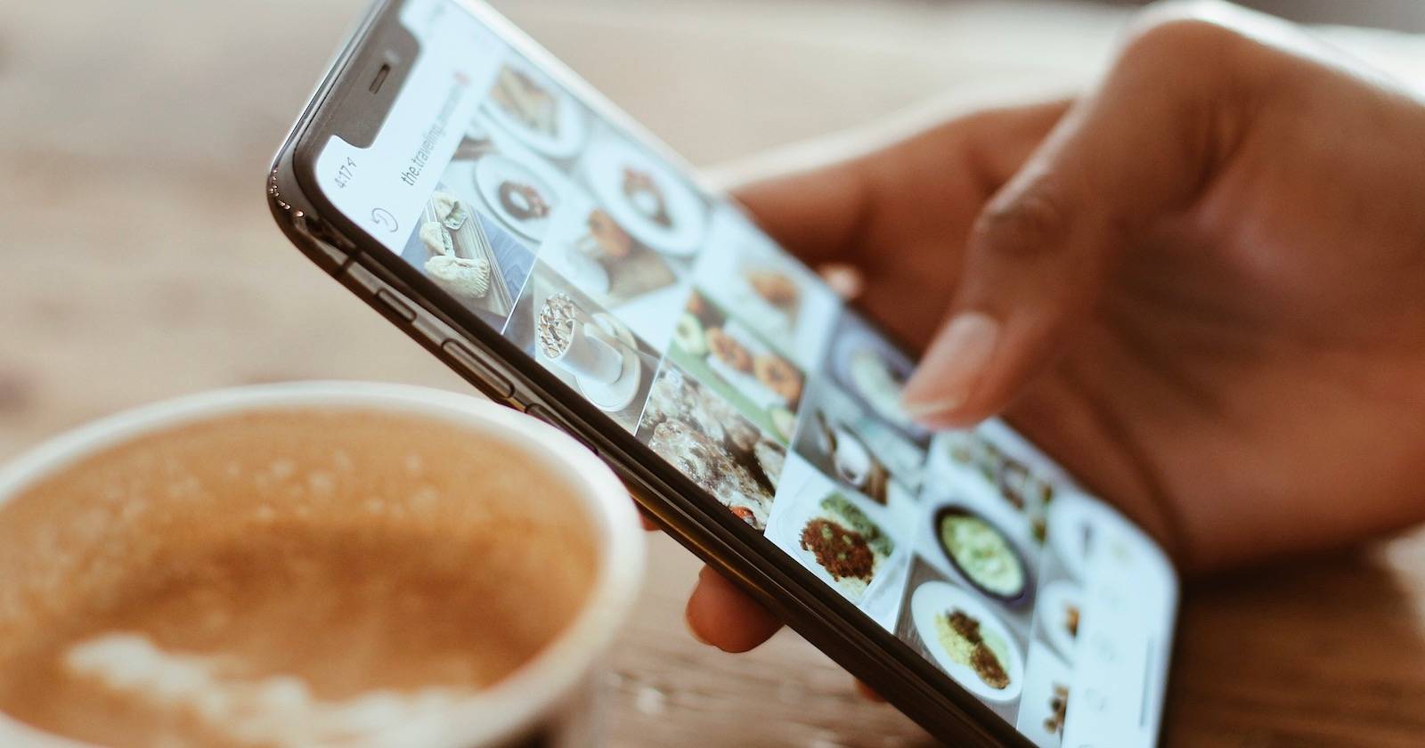 Удалить геотеги с фото на iPhone