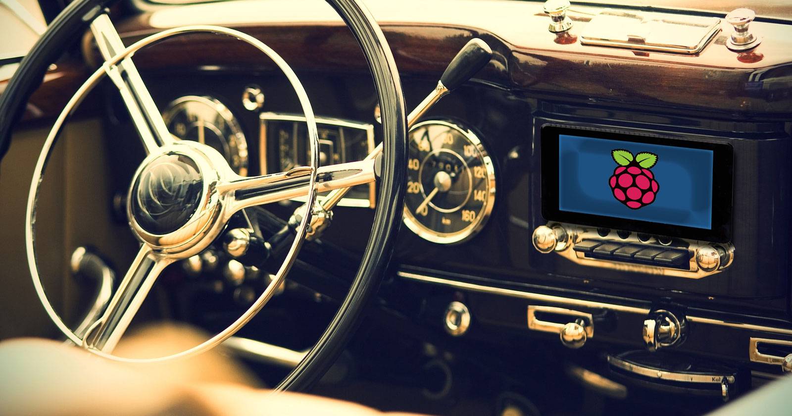 Вид старого автомобиля с добавленными DIY-электронными устройствами