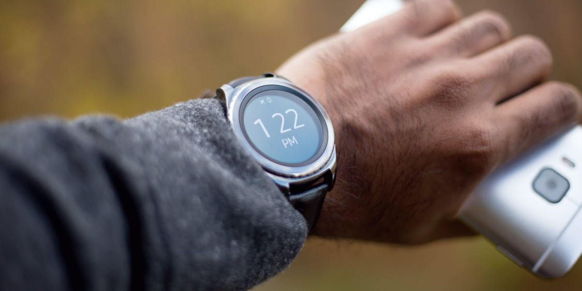 умные часы с циферблатом