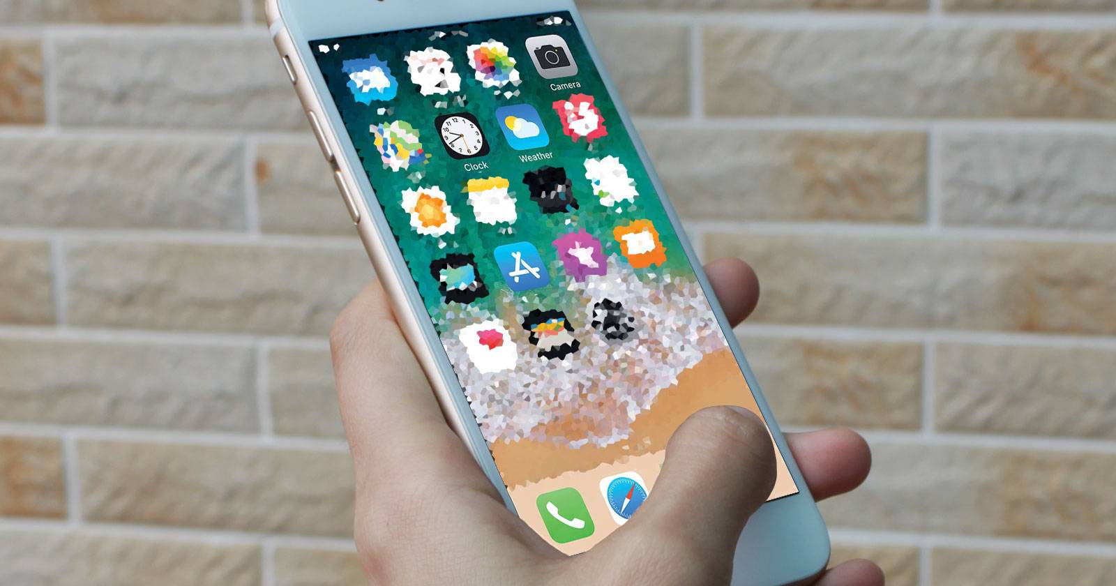 iPhone с экраном блокировки, показывающим уведомления