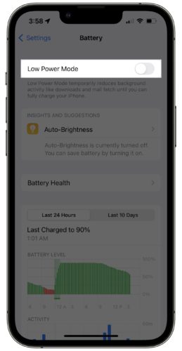 Экран iPhone: Настройки — Аккумулятор (Low Power Mode)