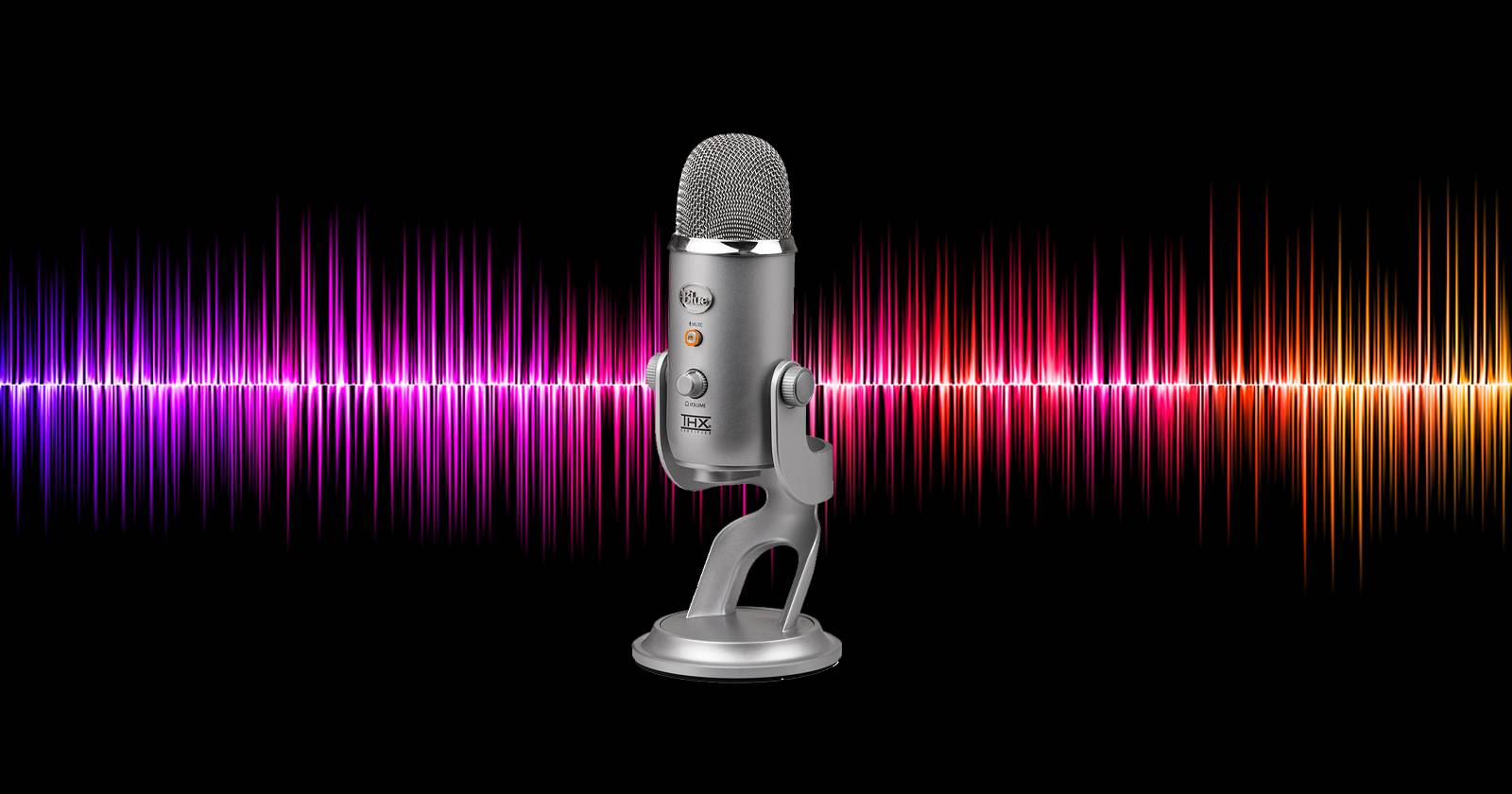 Фотография микрофона Yeti с горящим индикатором