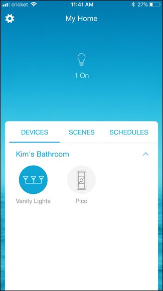 Экран приложения с управлением освещением и сценами