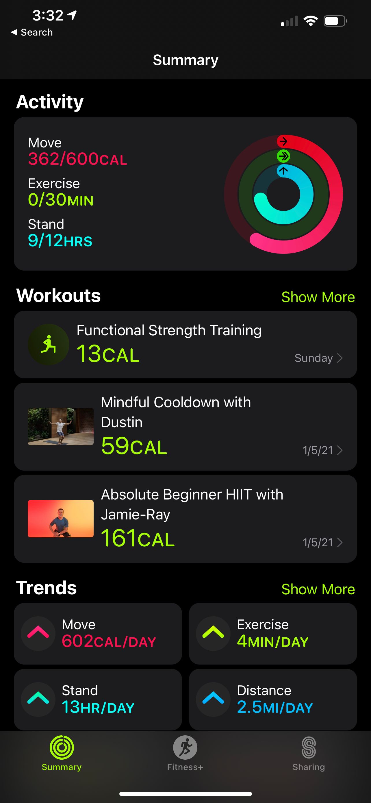 Экран приложения «Активность» на iPhone с разделом Fitness+