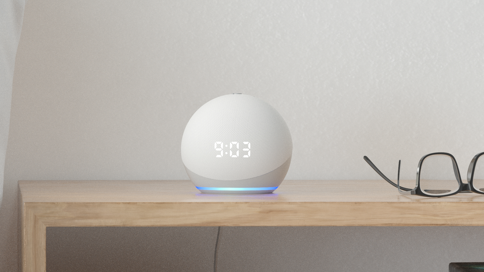 Умная колонка Amazon Echo на белом фоне