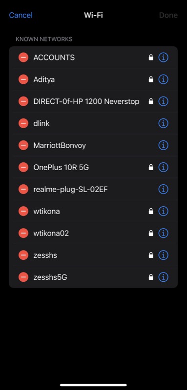 Список сохранённых Wi‑Fi сетей на iPhone, кнопка i рядом с сетью