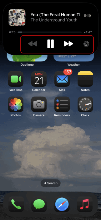 Кнопки управления воспроизведением через Dynamic Island