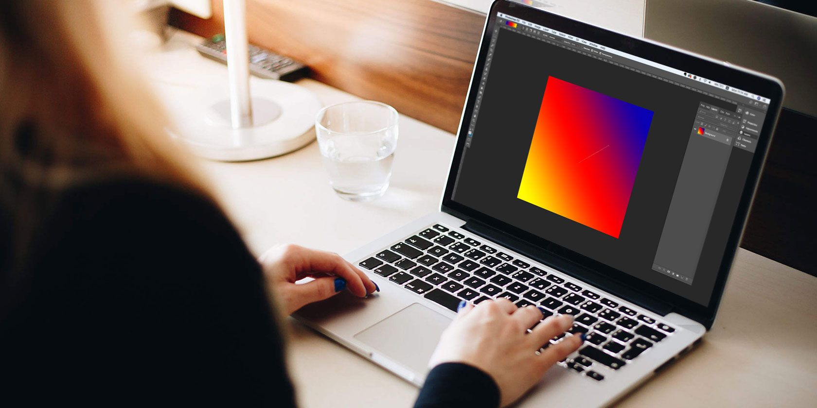 Пользовательский градиент в Photoshop CC