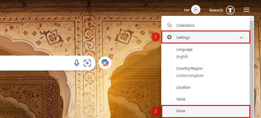 Выпадающее меню гамбургера на Bing.