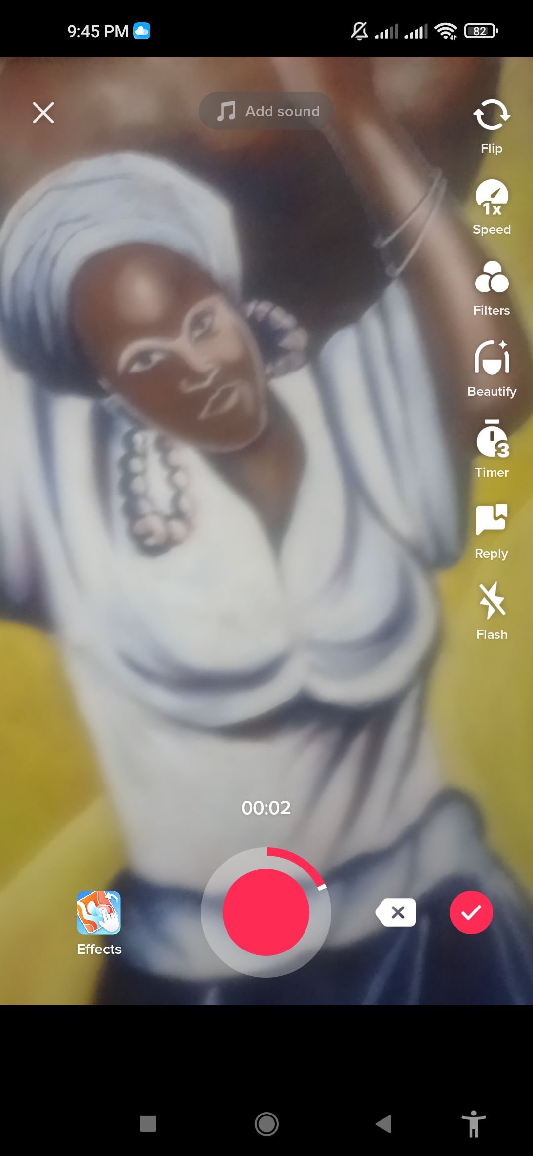 Видео записано в приложении TikTok