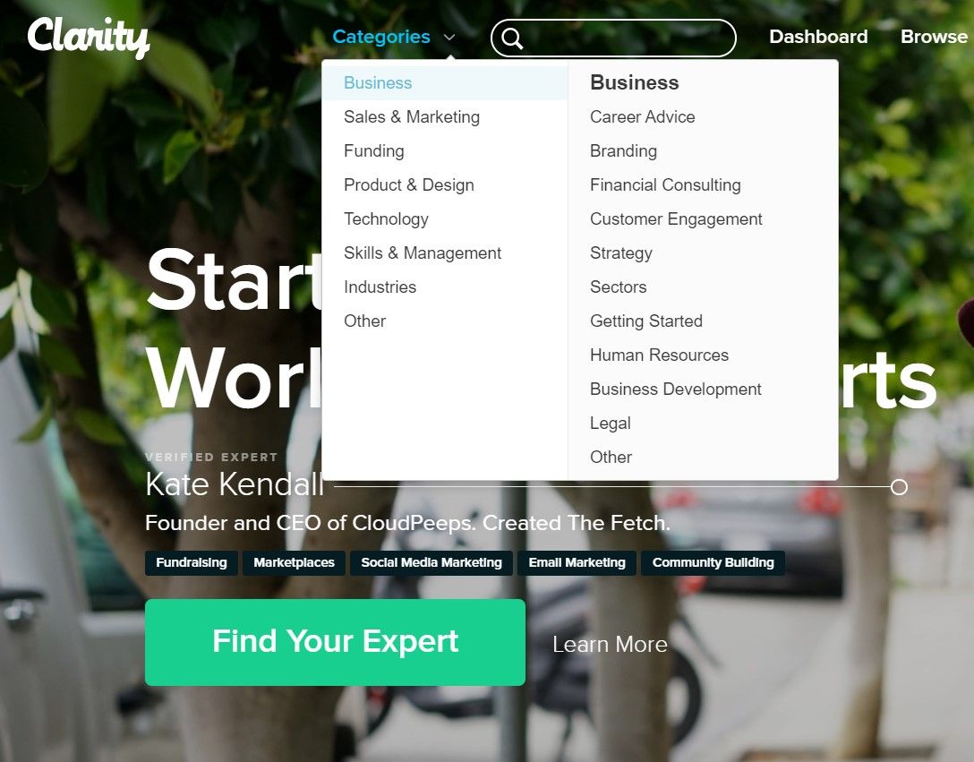 Страница платформы Clarity для поиска и заказа консультаций у профессионалов