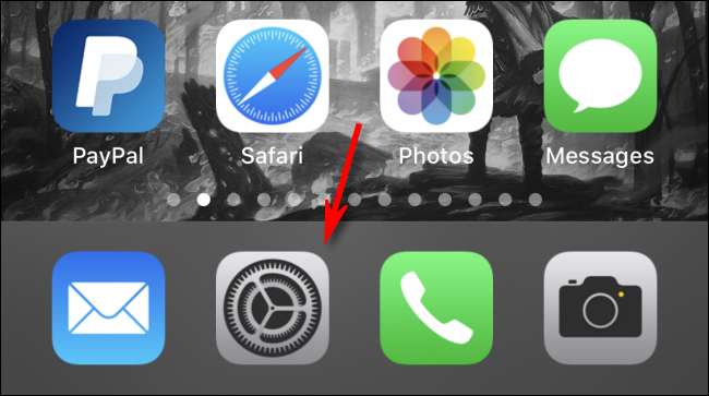 Открыть Настройки на iPhone