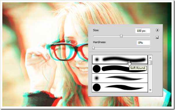 Добавление маски слоя и рисование кистью для скрытия эффекта на фоне