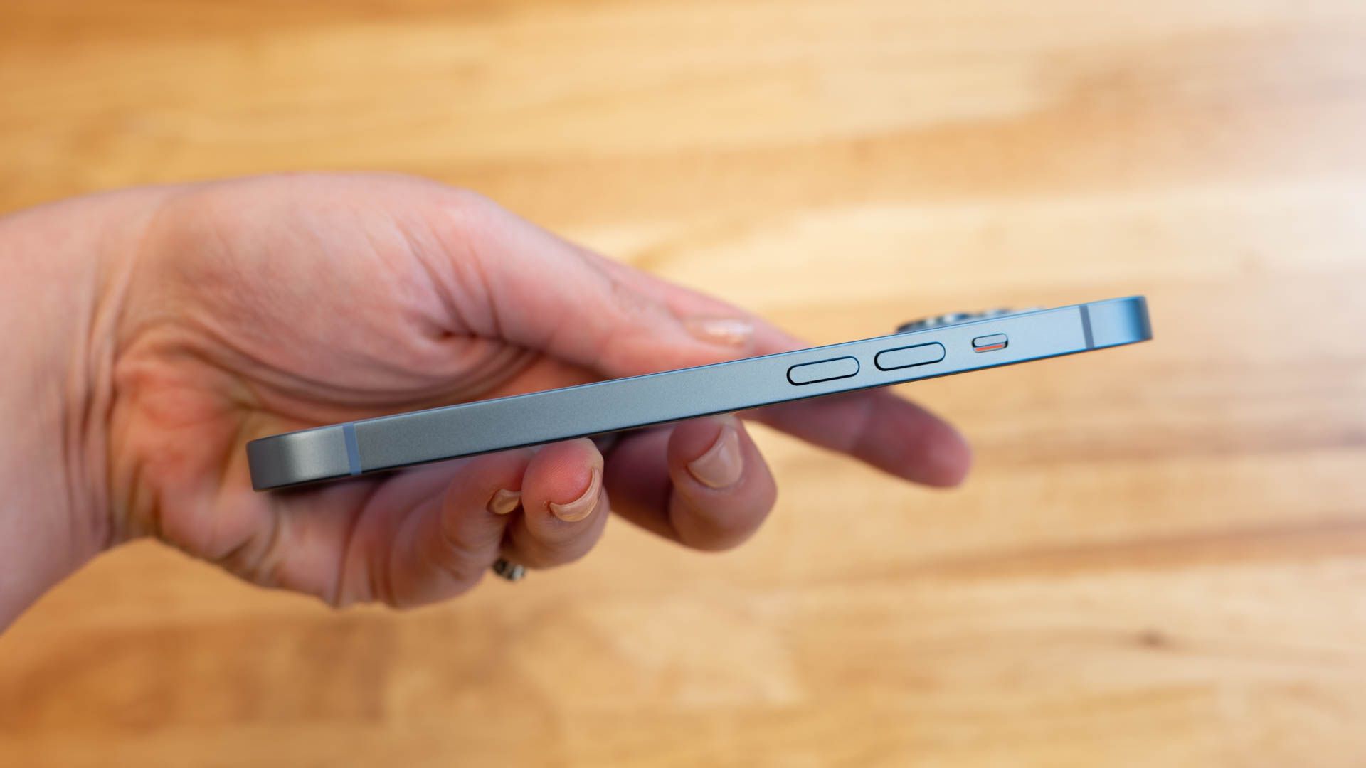 Самостоятельный ремонт iPhone: инструменты, риски, варианты