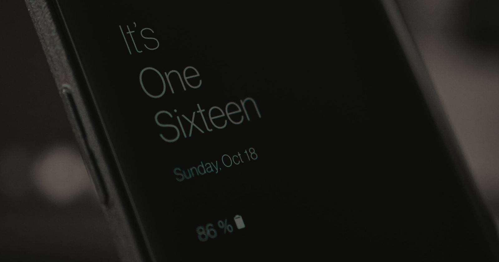 Always-on display activated on a smartphone