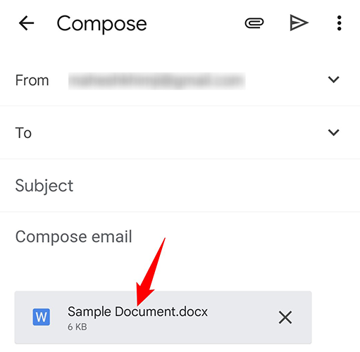Файл Google Документа прикреплён в новом письме в мобильном почтовом приложении.