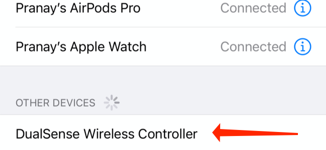 Нажмите DualSense Wireless Controller для сопряжения с iPhone