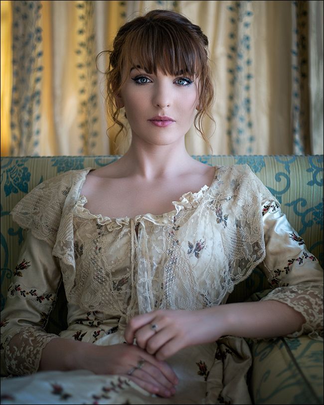 Портрет в строгой симметрии