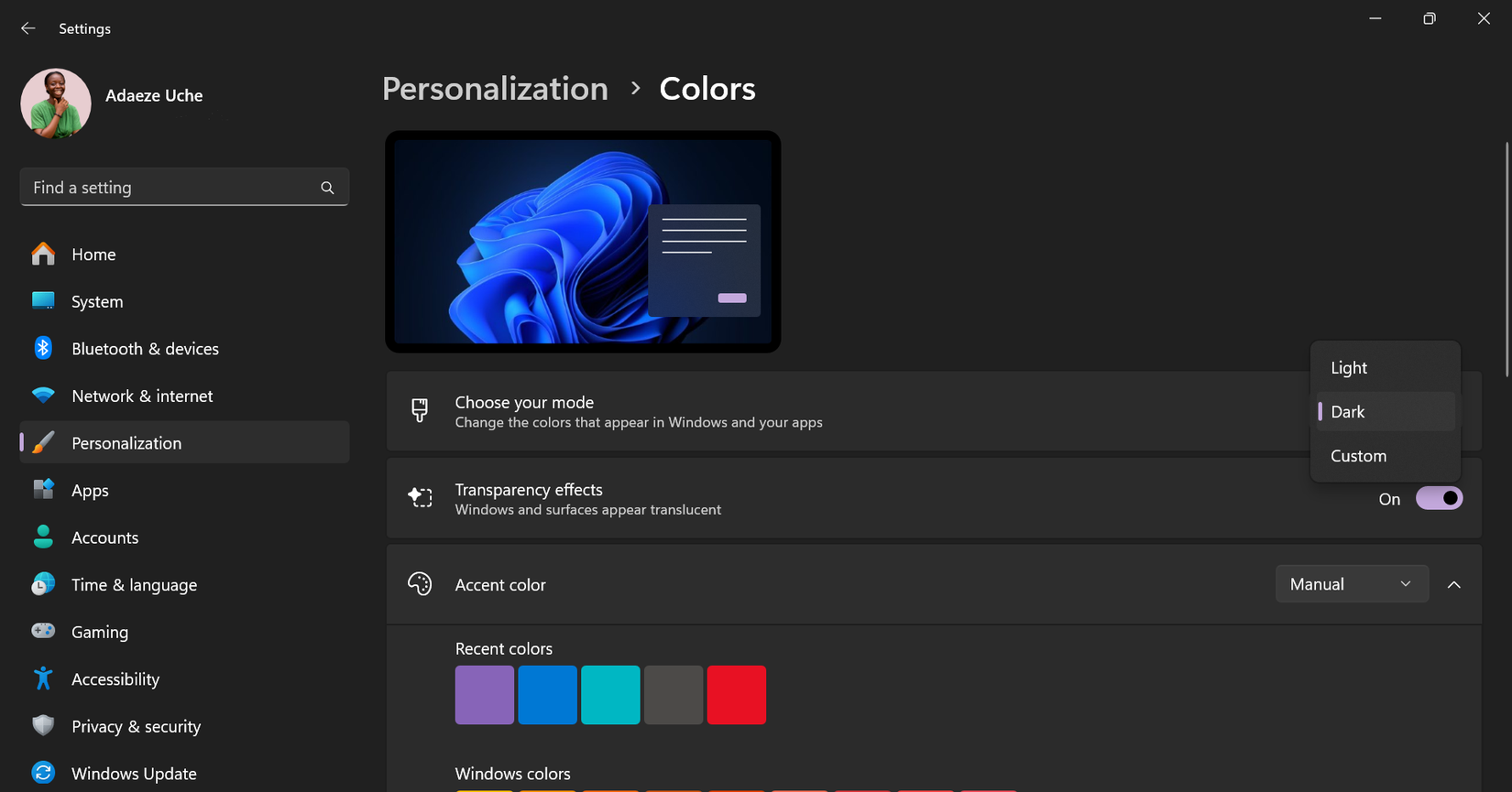 Скриншот окна Параметры → Цвета, показывающий выбор режима Светлый/Тёмный/Использовать системные настройки