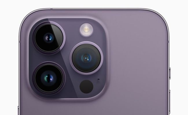 Задняя панель iPhone 14 Pro.