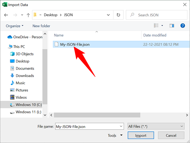 Выберите JSON-файл.