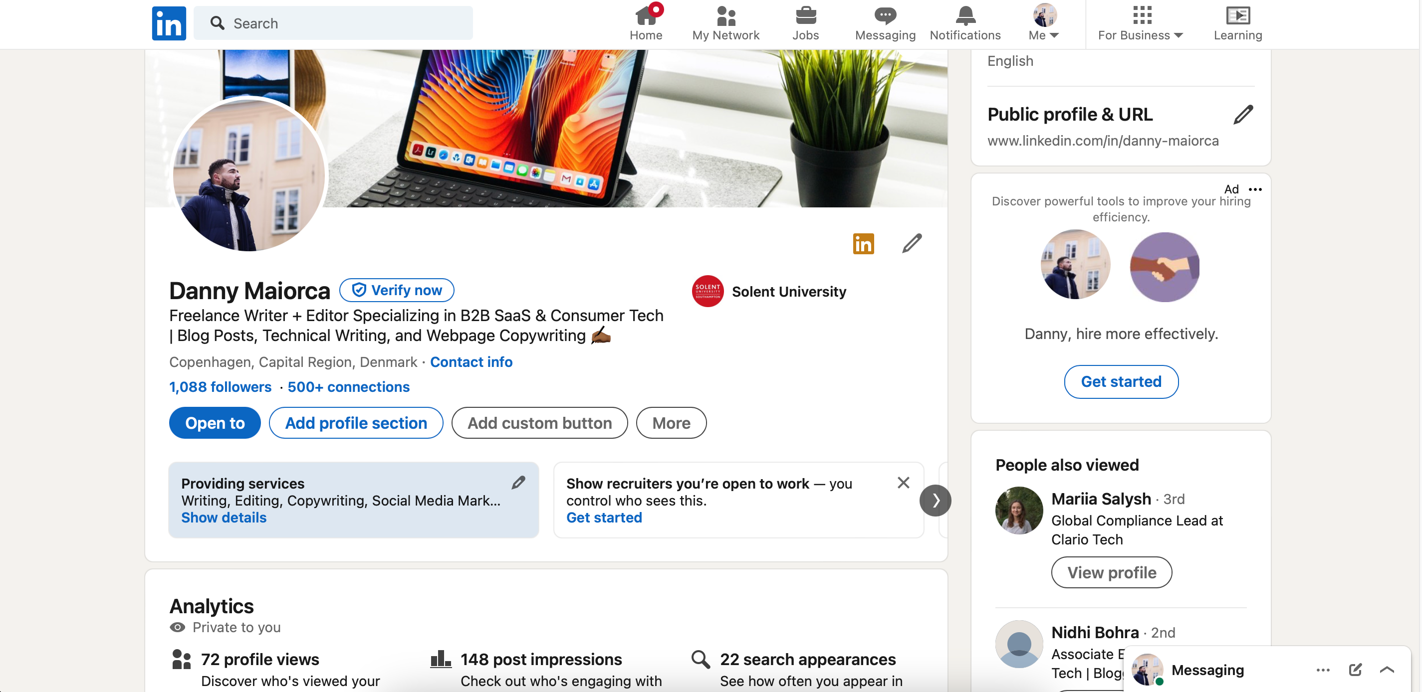 Выберите иконку карандаша в верхней части профиля LinkedIn