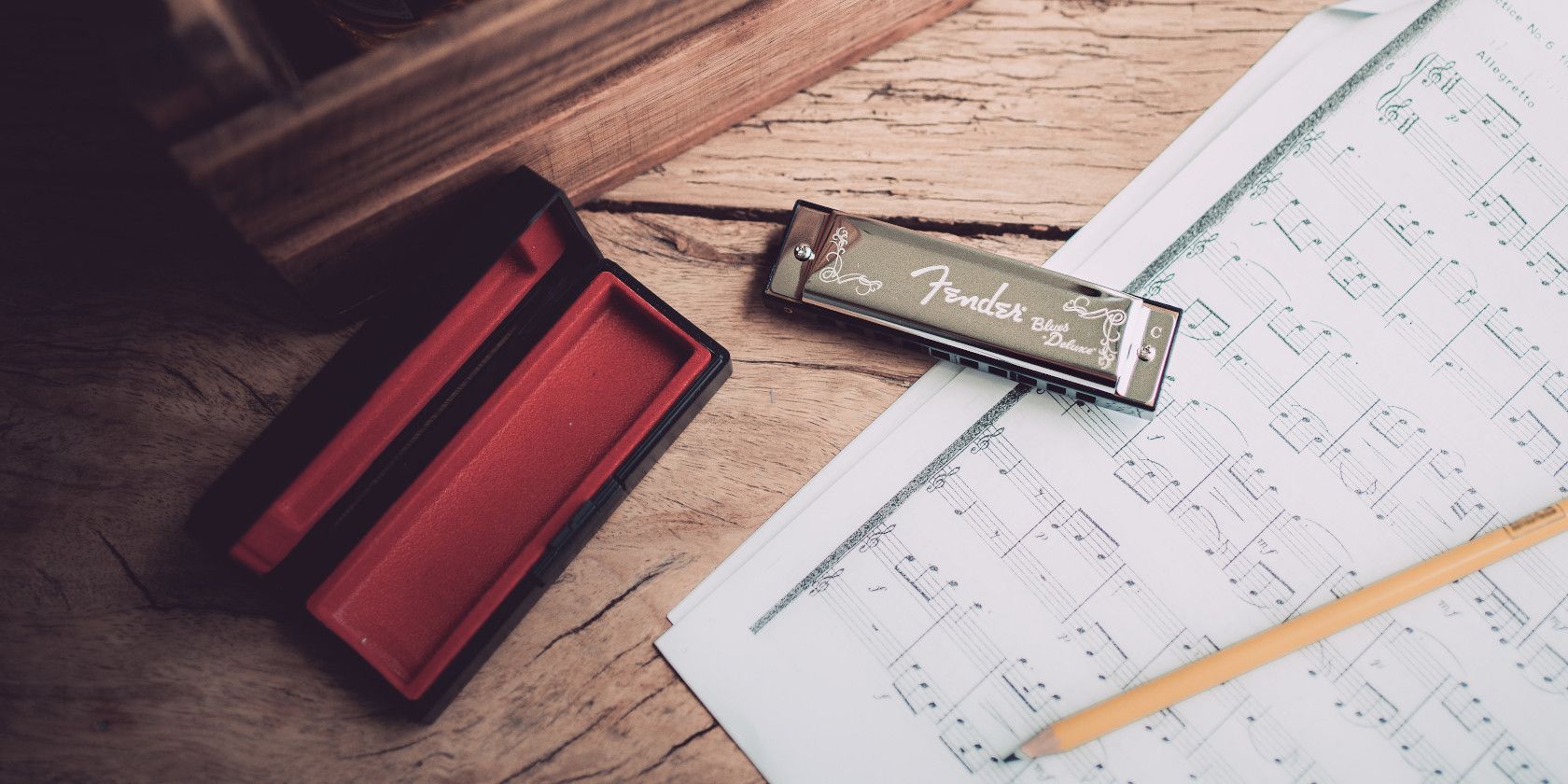 Учимся играть на губной гармонике — лучшие ресурсы