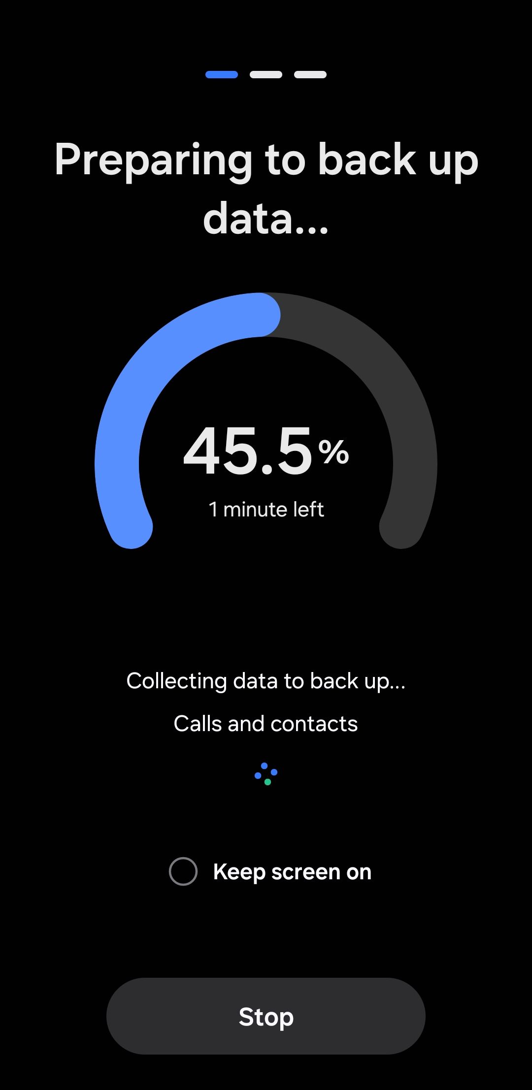 Телефон Samsung показывает подготовку резервной копии