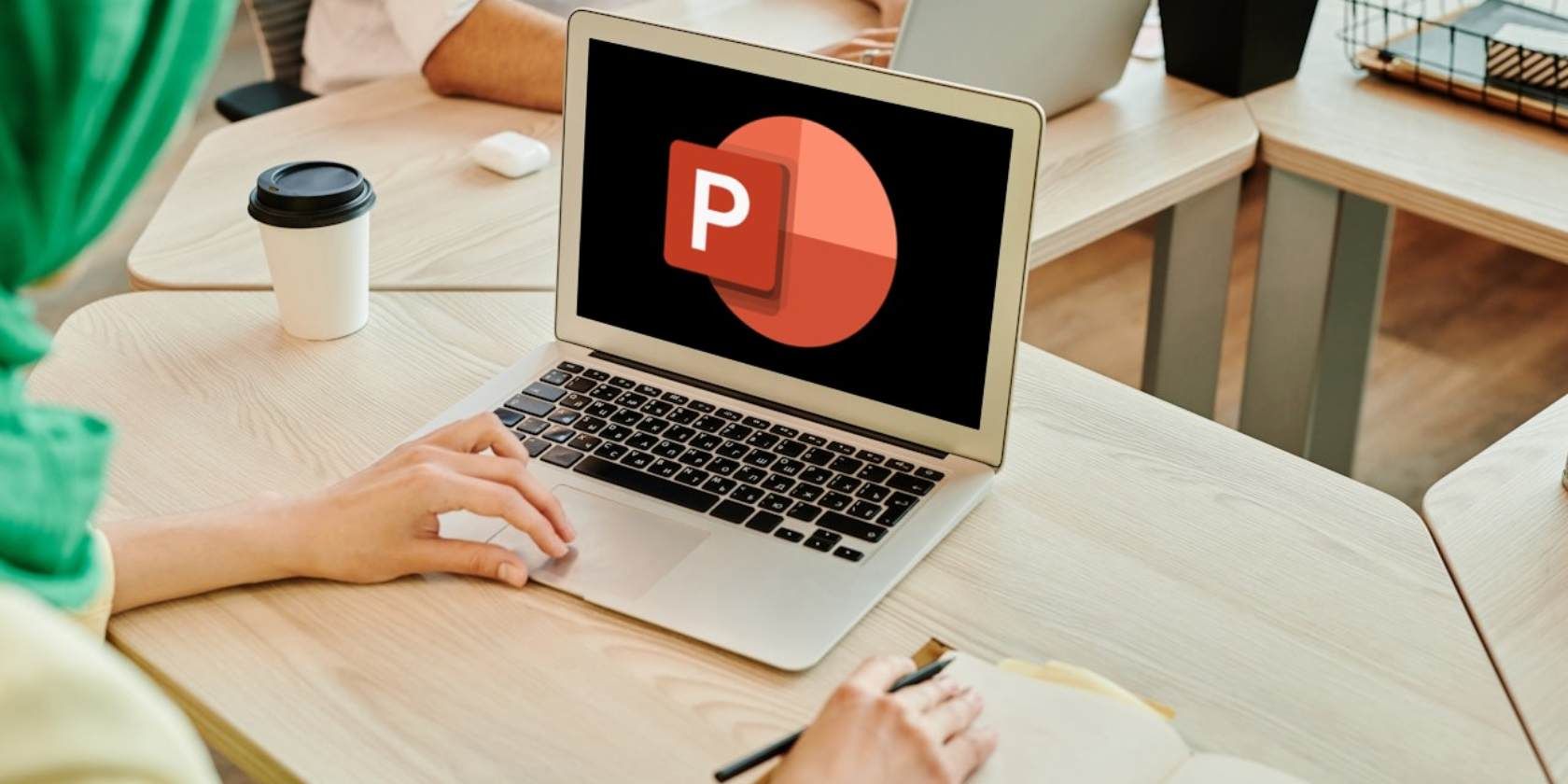 PowerPoint в Microsoft Teams: три метода