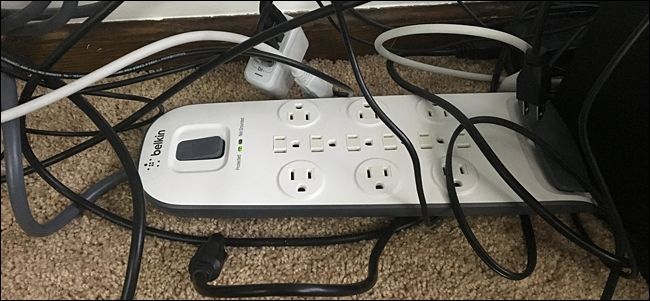 Все провода отсоединены и аккуратно разложены