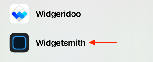 Выбор приложения Widgetsmith в списке виджетов