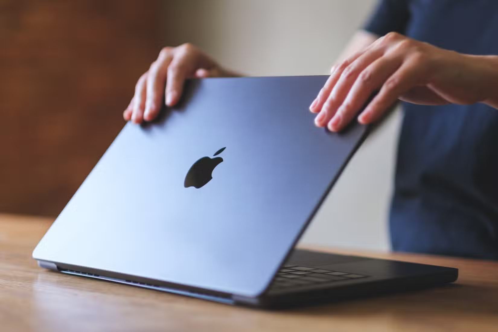 Отключить авто-запуск на MacBook