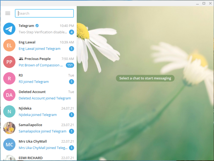 Откройте Telegram Desktop и нажмите кнопку меню вверху слева