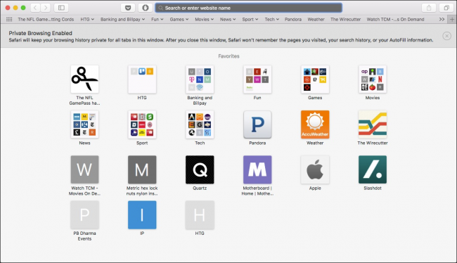 Окно Safari с затемнённой адресной строкой при приватном просмотре