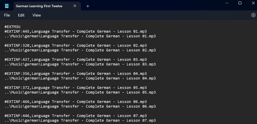 Файл M3U8 с локальными путями в текстовом редакторе Windows Notepad