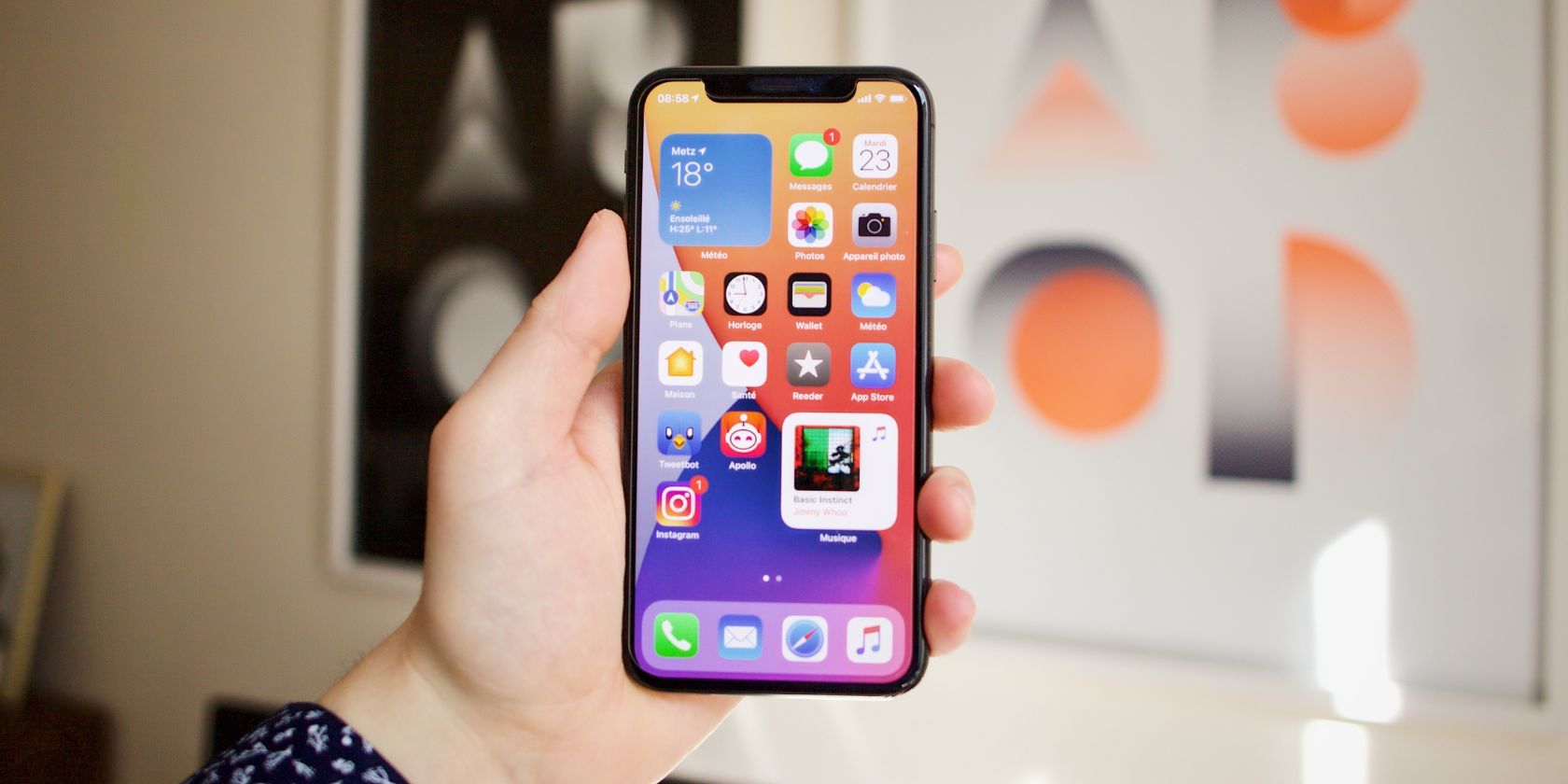 Как вернуть Safari на iPhone